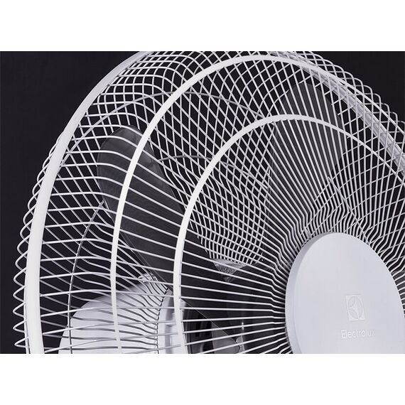 Фото Вентилятор напольный Electrolux EFF-1003D, белый и серый [нс-1187092] , изображение 11 — купить в Москве