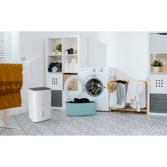 Фото ROYAL CLIMA Осушитель воздуха серии CARISMA Villa RD-CR40-E VILLA RD-CR40-E , изображение 4 — купить в Москве